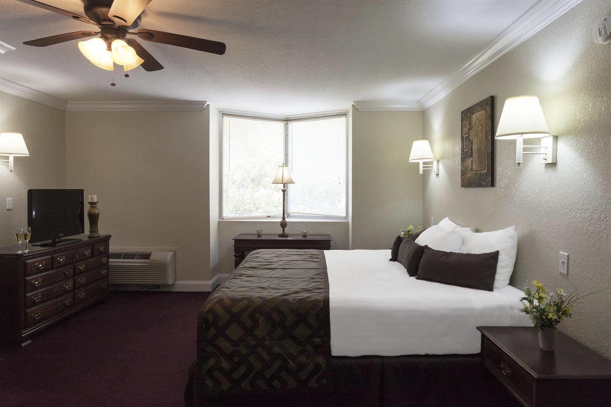 Reagan Resorts Inn (Adults Only) Gatlinburg Eksteriør billede